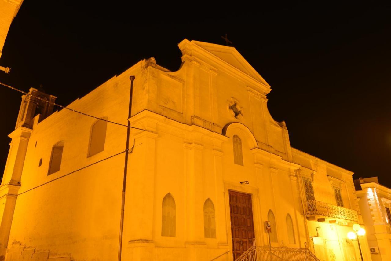 L'Antico Palazzo Bed & Breakfast Canosa di Puglia Ngoại thất bức ảnh