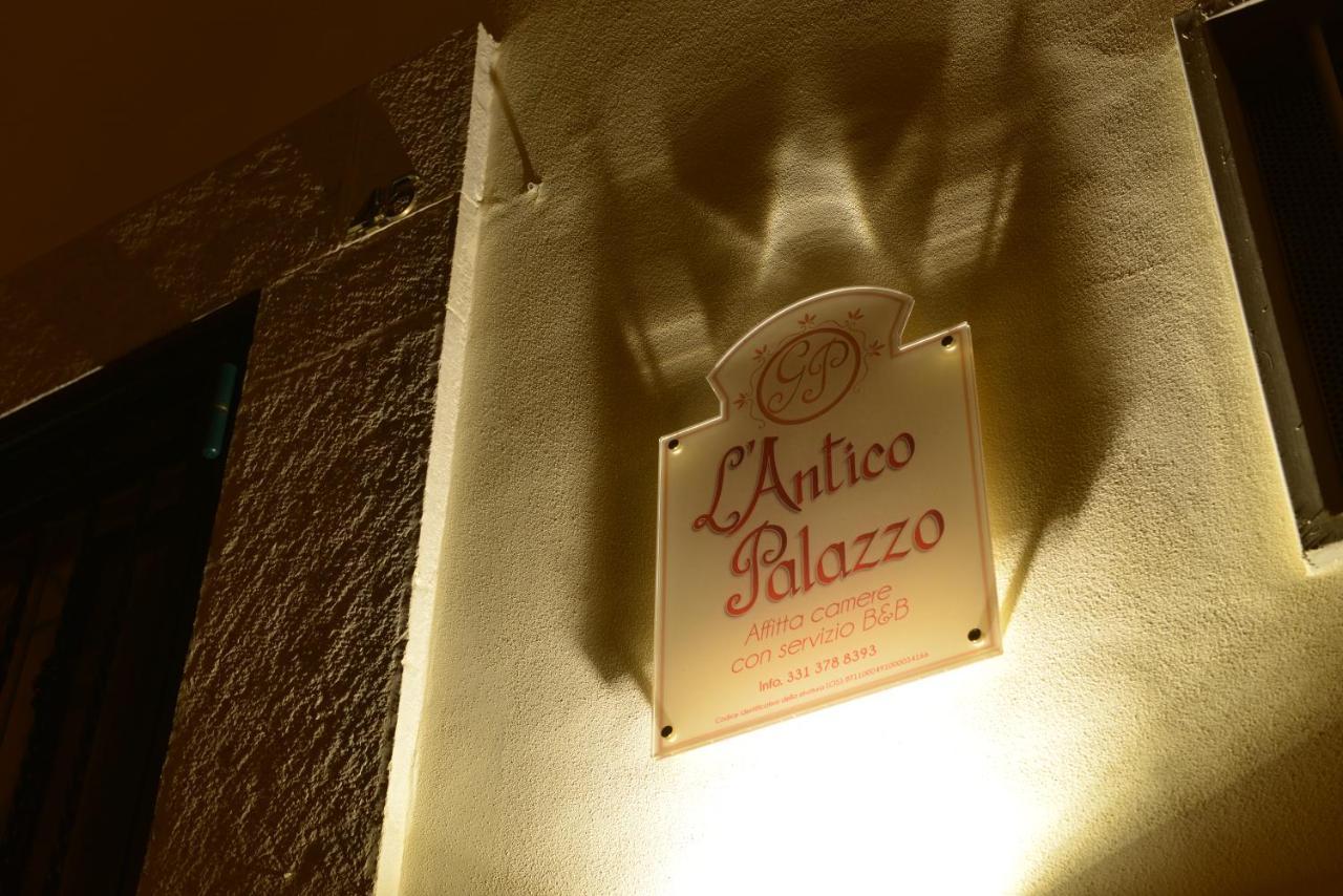 L'Antico Palazzo Bed & Breakfast Canosa di Puglia Ngoại thất bức ảnh